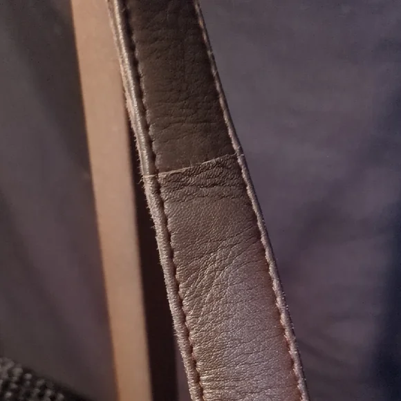 Handmade Crochet Tan Twine Black Pearlescent Curling Ribbon Leather Tote - Picture 4 of 15